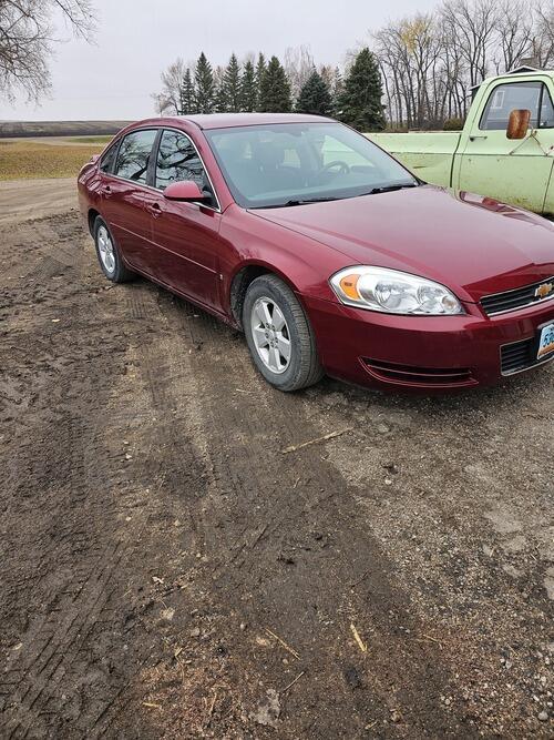 2007 chevrolet impala ls 168000 miles. 3.6l. next to new tires and brakes