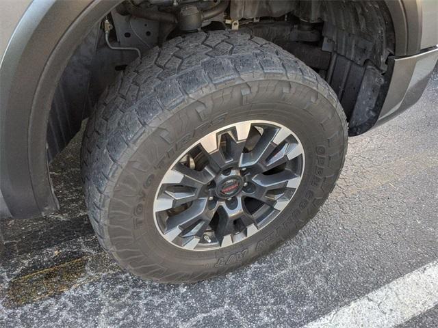 2021 nissan titan pro-4x