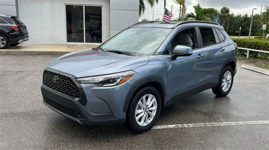 2022 toyota corolla cross le