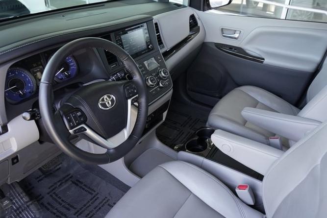 used 2018 toyota sienna