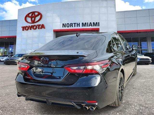 2024 toyota camry se