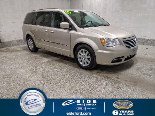2015 chrysler town & country touring