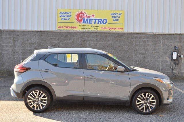 2021 nissan kicks sv