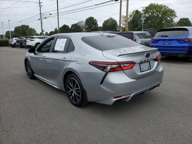 2024 toyota camry se
