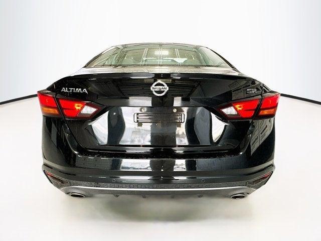 2022 nissan altima sr fwd