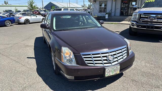 2008 cadillac dts base