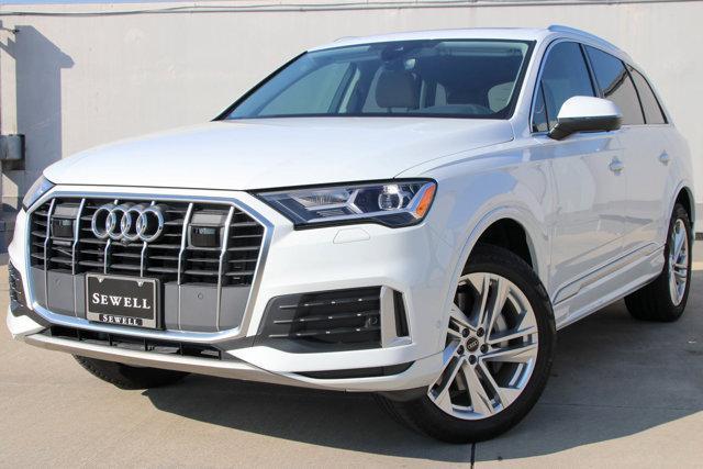 2024 audi q7 45 premium