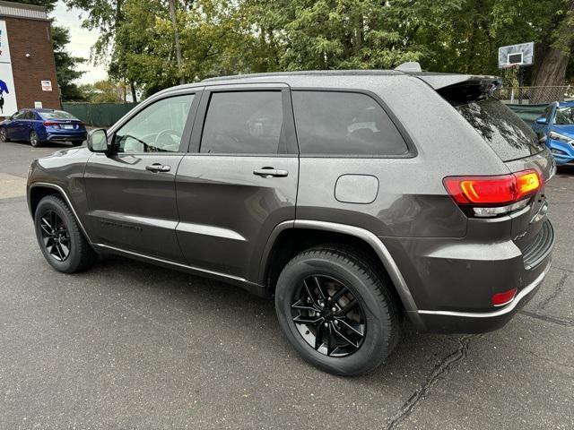 2020 jeep grand cherokee altitude