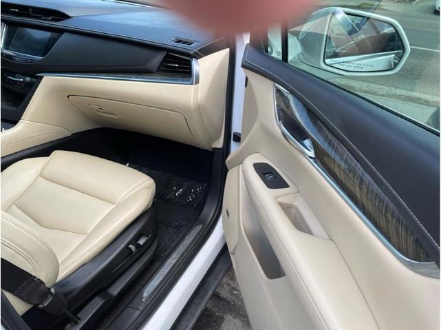 2019 cadillac xt5 base