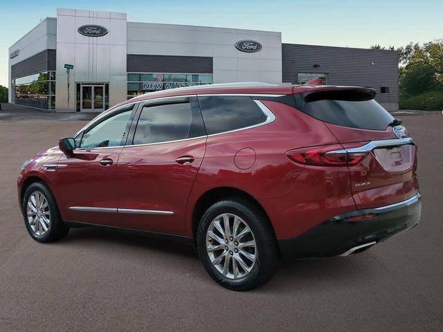 2018 buick enclave premium