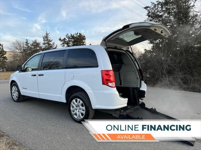 2019 dodge grand caravan se
