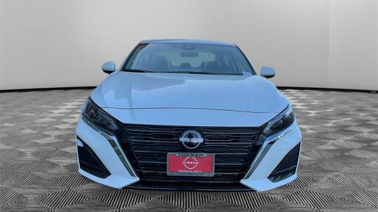 2025 Nissan Altima