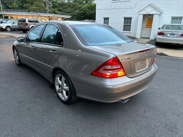 2004 mercedes-benz c-class kompressor sport