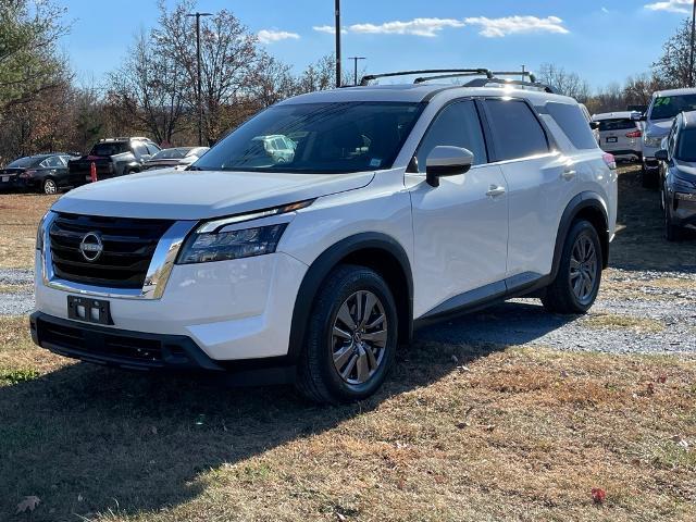 2023 nissan pathfinder sv