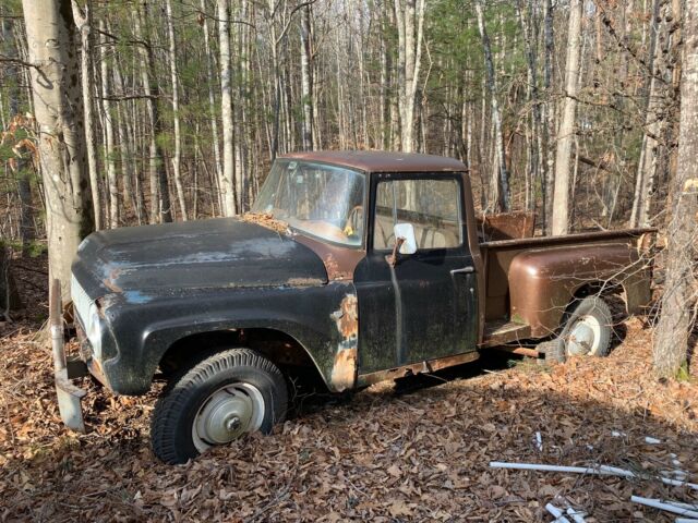 1966 international harvester 4x4 pickup (includes second parts truck)