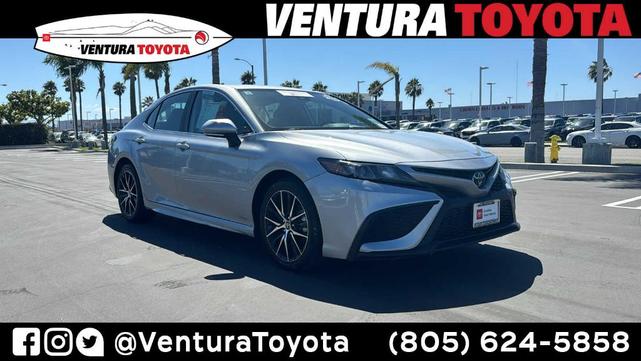 2024 toyota camry se