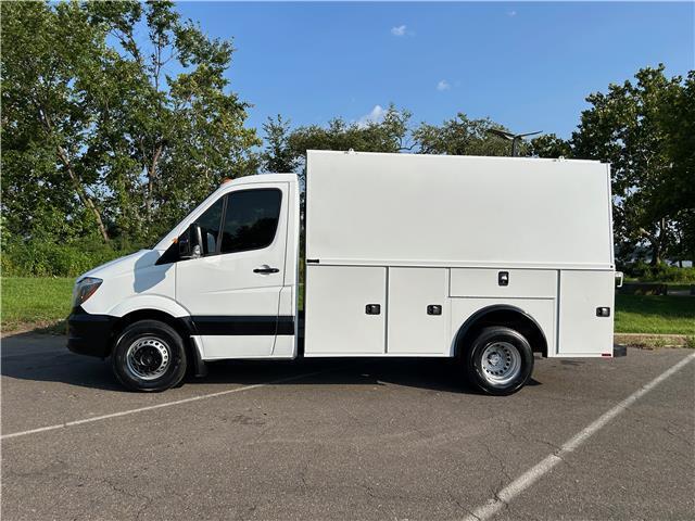 2017 mercedes-benz sprinter cab chassis utility box