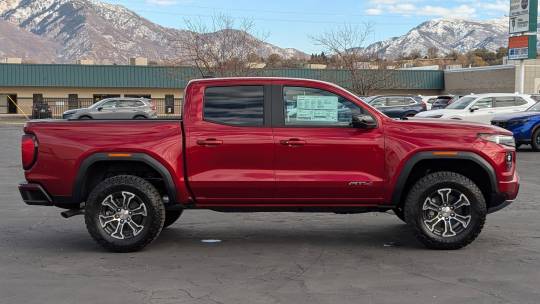 2024 GMC Canyon