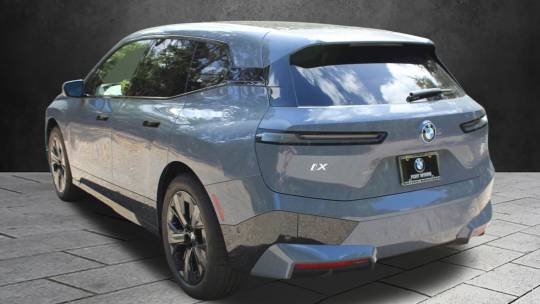 2025 BMW iX