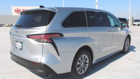 2022 Toyota Sienna