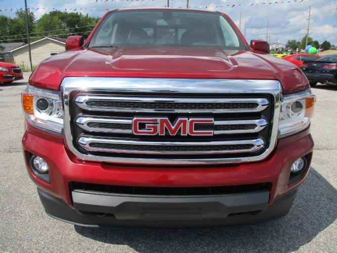 used 2018 gmc canyon 4x4 crew cab sle fort wayne, in 46818 for sale in fort wayne, indiana