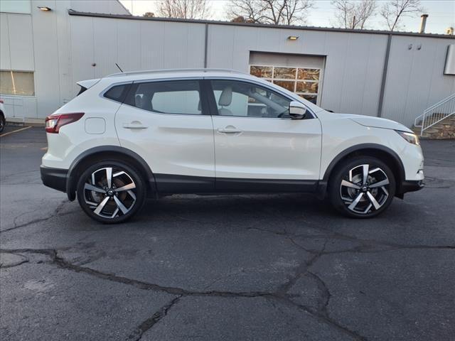 2021 nissan rogue sport sl