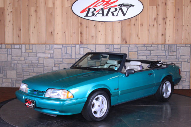 1993 mustang lx convertible, low 41k miles, a/c, power windows and doors