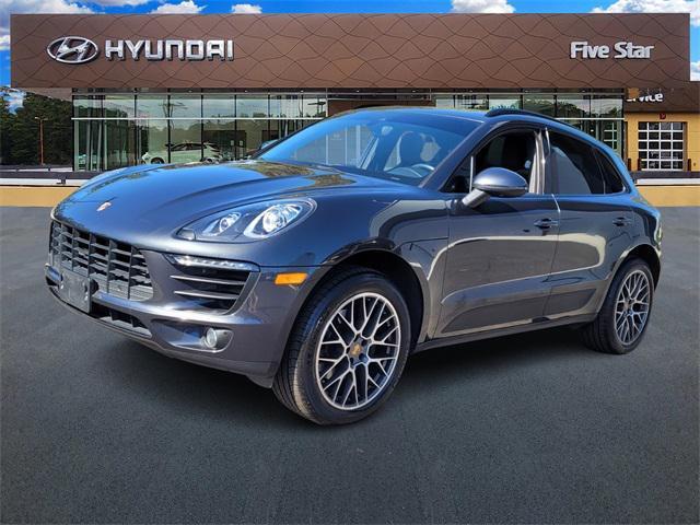 2018 porsche macan base