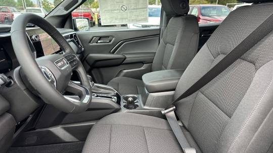 2024 GMC Canyon