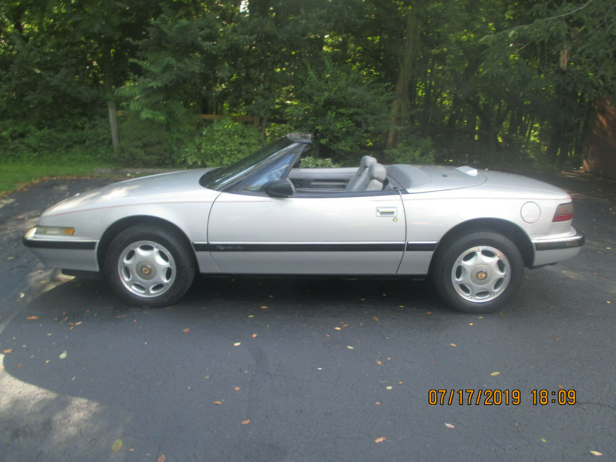 1991 reatta covertable