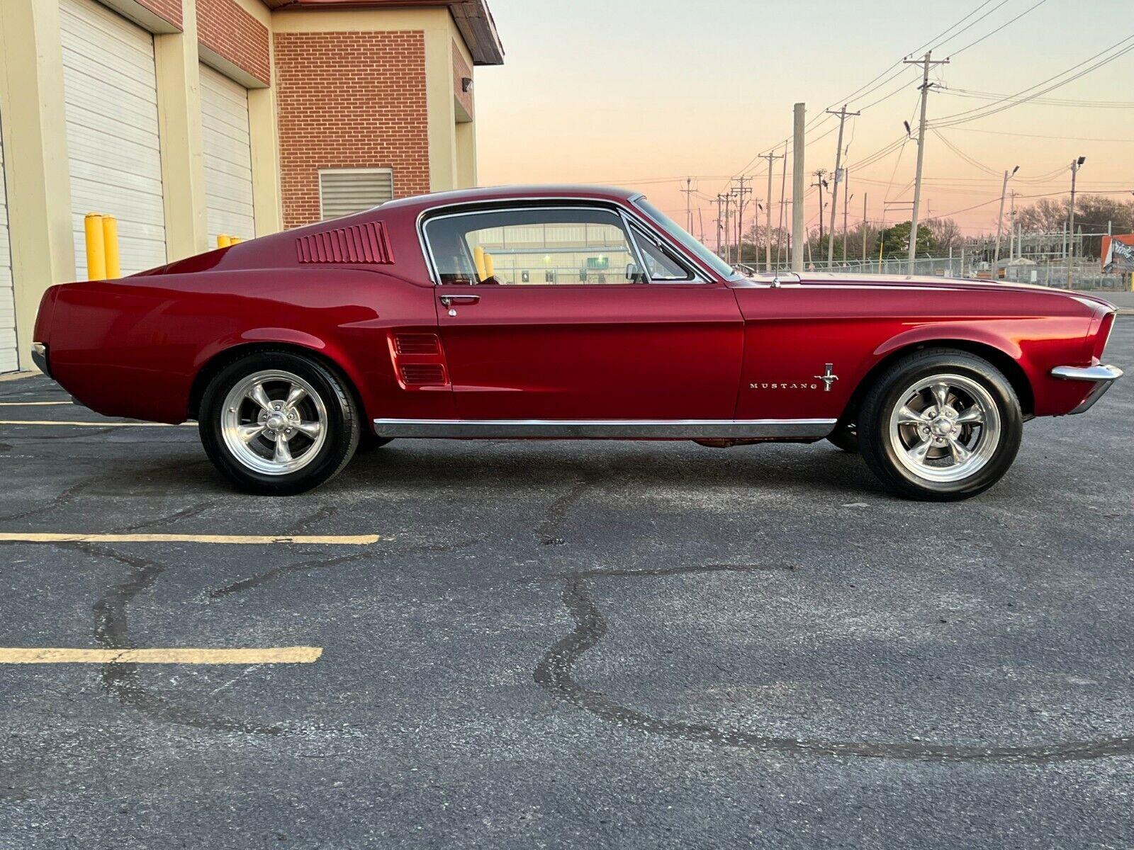 1967 ford mustang 5 speed tremec transmission 8 cylinders