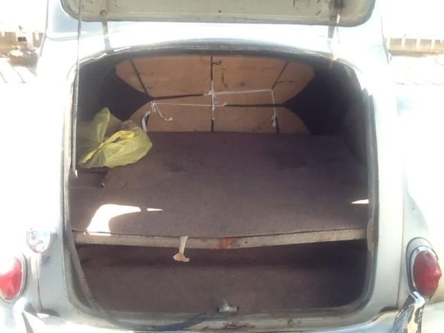 1962 morris minor 1000 4 door