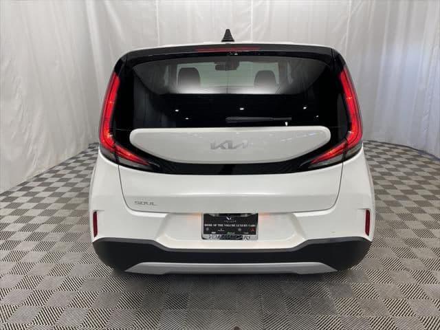2023 kia soul lx in countryside, illinois