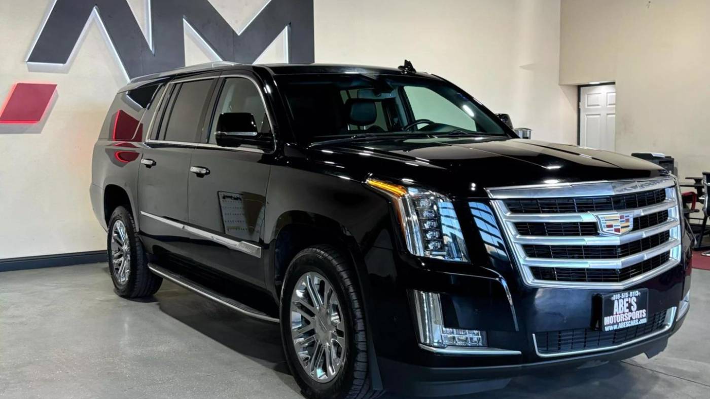 2017 cadillac escalade esv standard