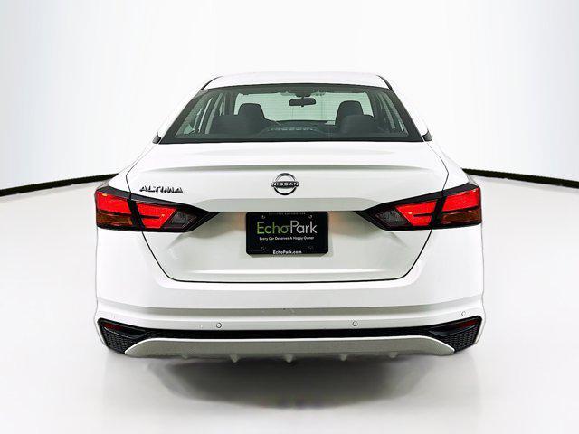 2023 nissan altima s fwd