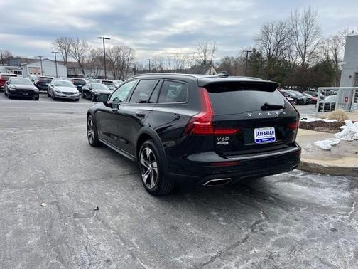 2020 volvo v60 cross country in saint louis, missouri