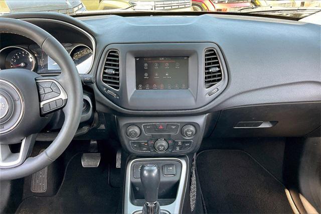2021 jeep compass latitude