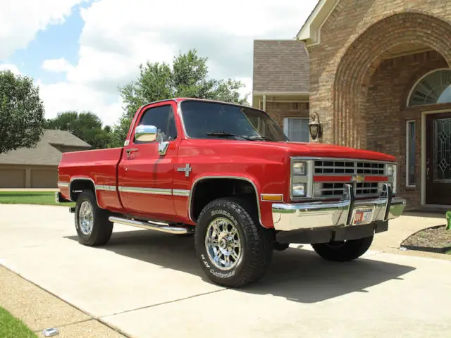 1987 chevy silverado 4 wheel drive red short bed