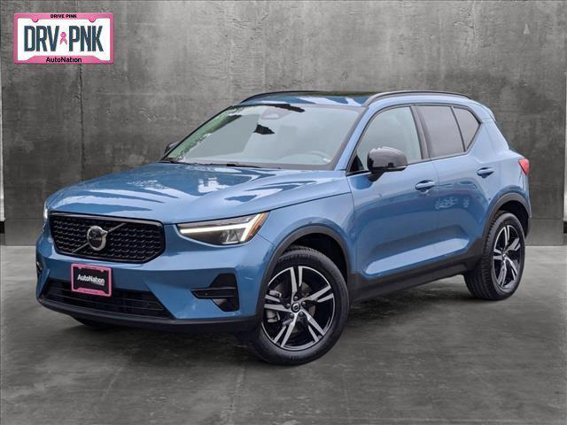 2024 volvo xc40 b5 core bright theme