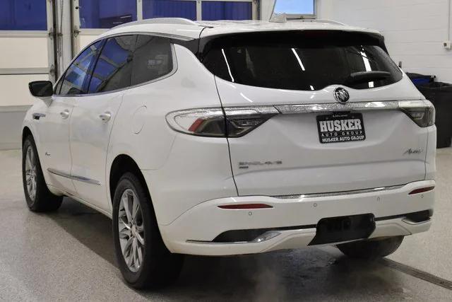 2022 buick enclave awd avenir