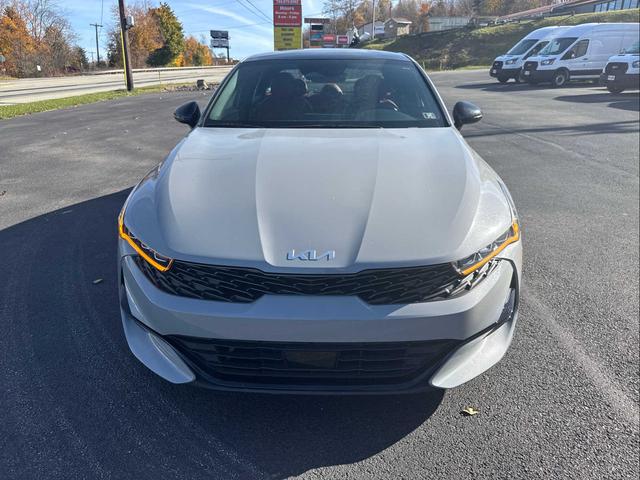 2022 kia k5 gt-line