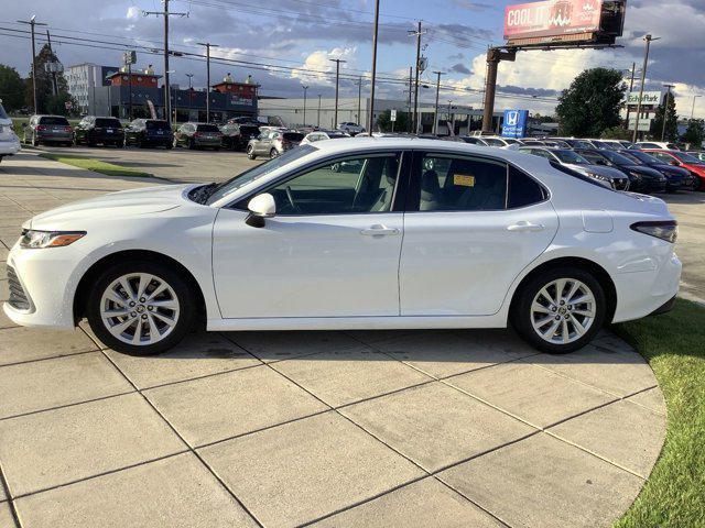 2024 toyota camry le