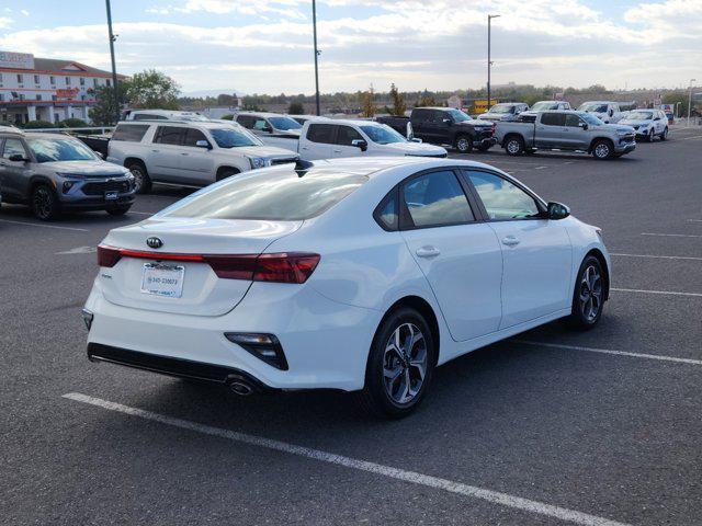 2021 kia forte lxs
