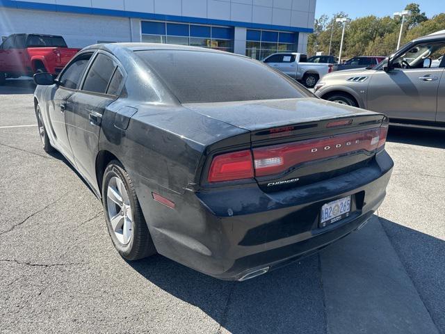 2014 dodge charger se