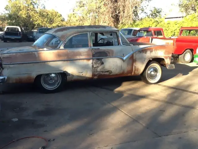 1955 ford fairlane club sedan like crown victoria
