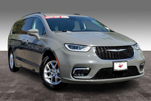 2022 chrysler pacifica touring l