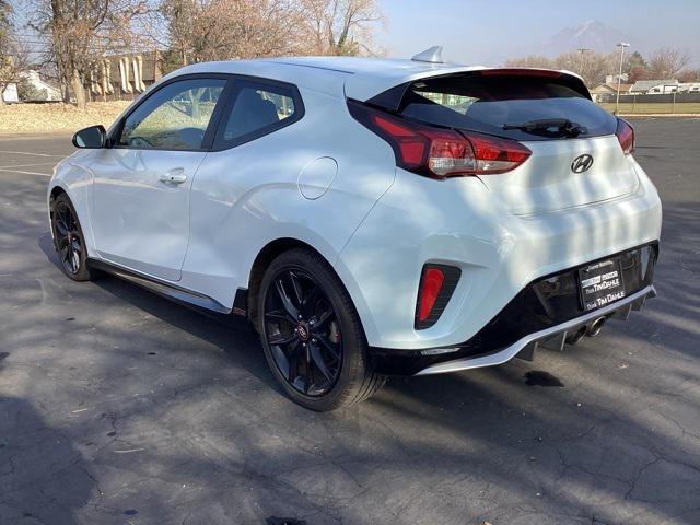 2021 hyundai veloster base