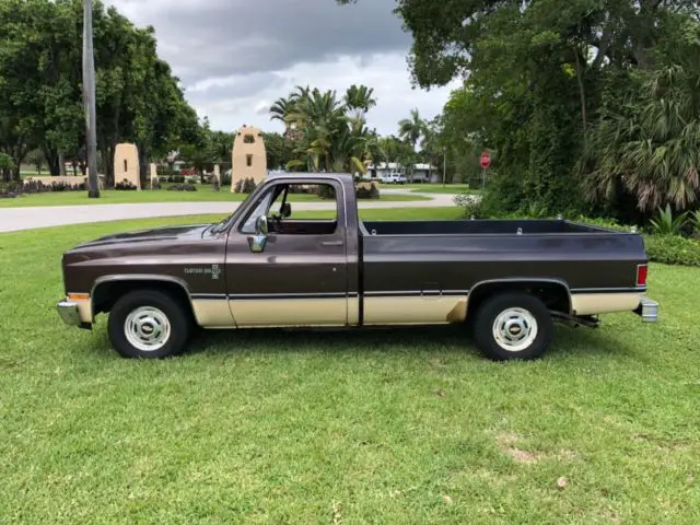 1986 chevrolet c10 custom deluxe pickup