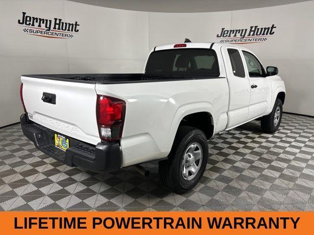 2023 toyota tacoma sr