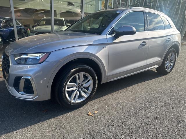 2022 audi q5 45 s line premium